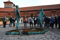 Sikający, David Cerny