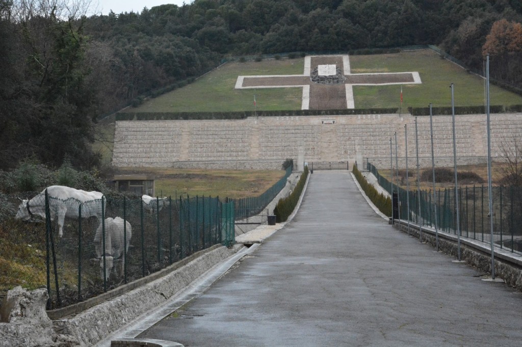 cmentarz Monte Cassino, Włochy
