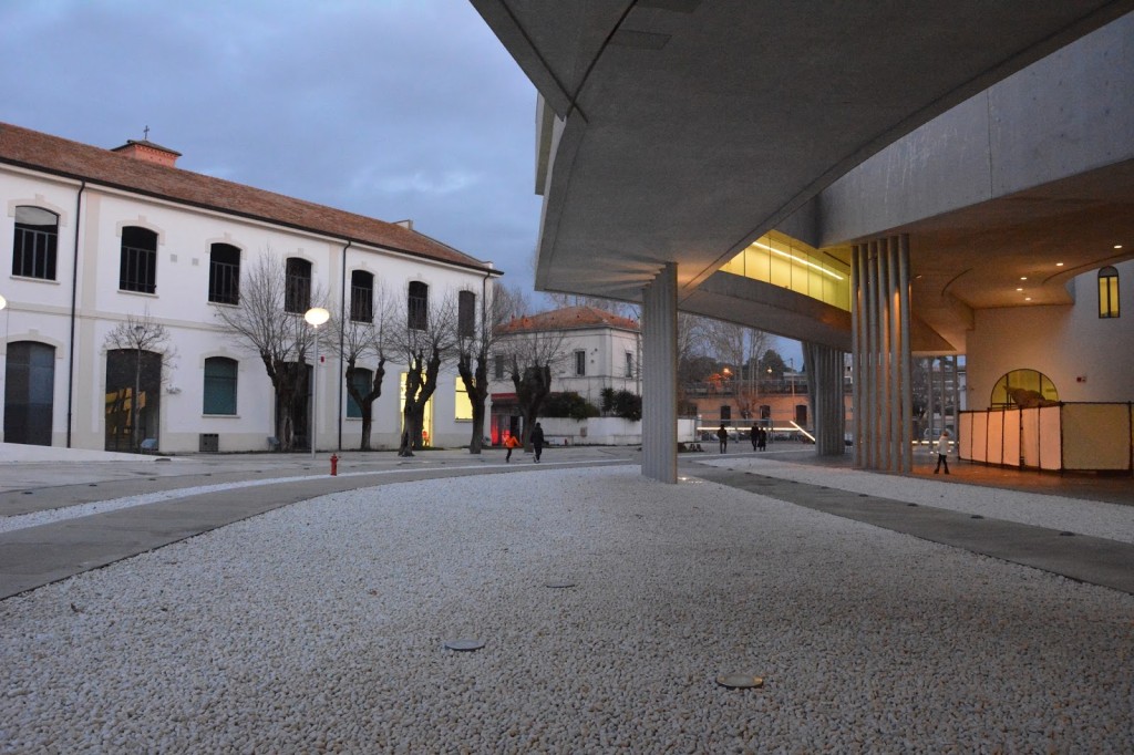 Zaha Hadid, Muzeum Sztuki XXI wieku, Rzym, MAXXI