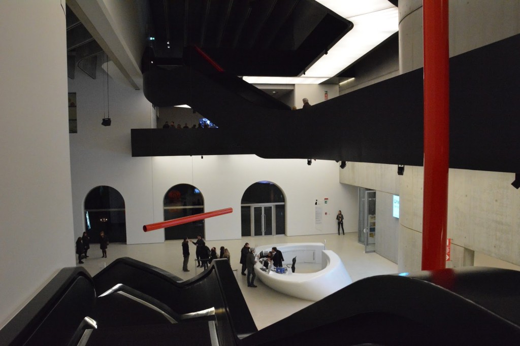 Zaha Hadid, Muzeum Sztuki XXI wieku, Rzym, MAXXI, wnętrze
