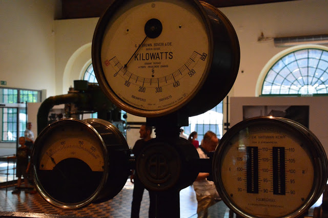 wnętrze Galeria Sztuki Współczesnej Elektrownia w Czeladzi