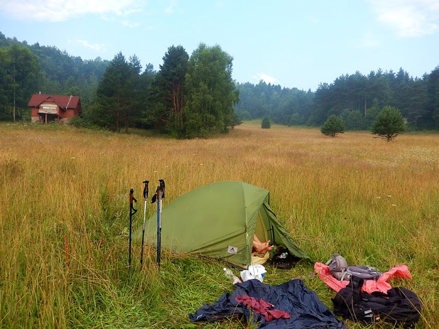 łączka za rzeczką w Izbach